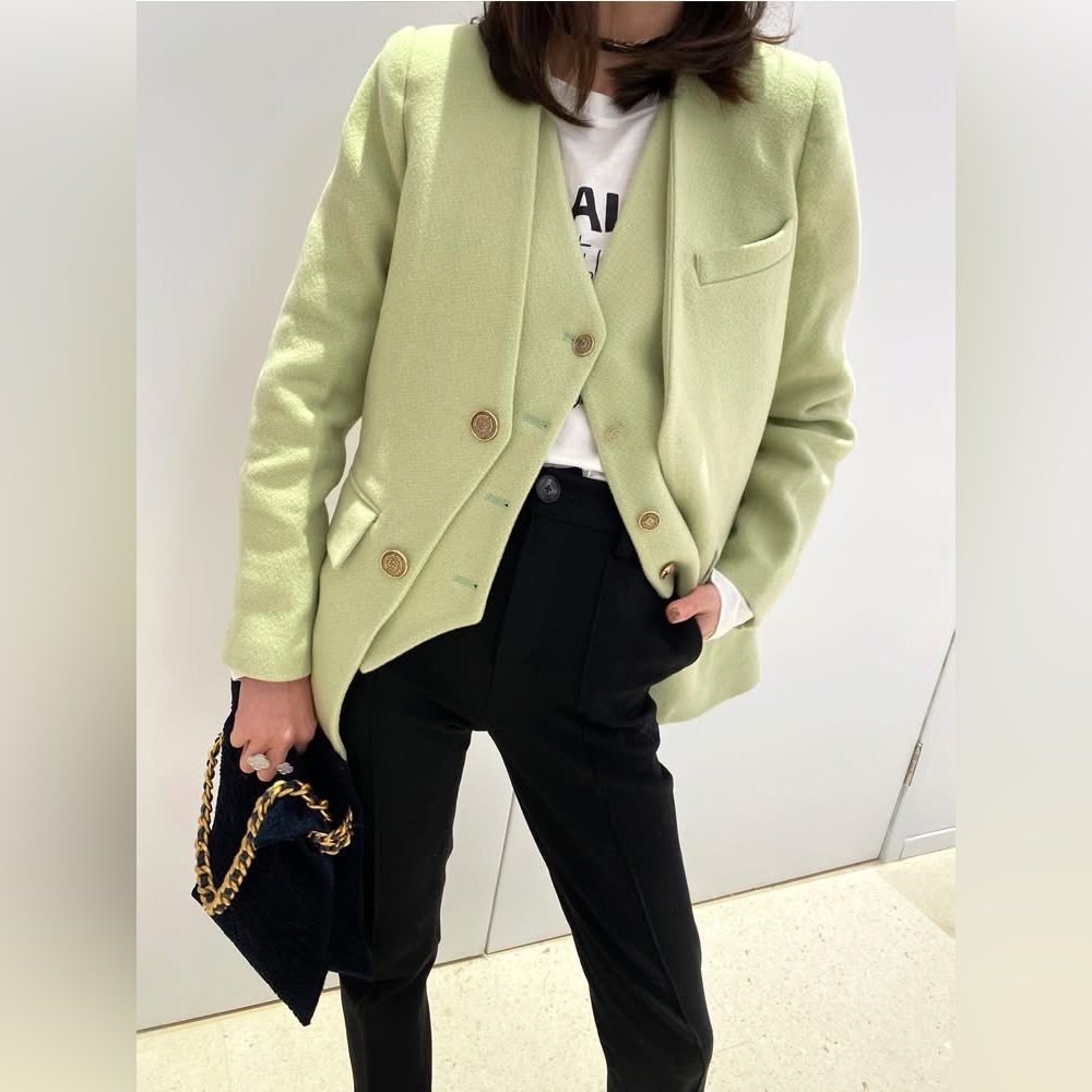 Super chic women’s Light Green tweed Blazer Jacket w/ Vest Detail | Size M